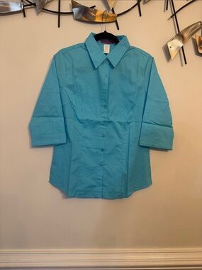 Classic Button-Front Women's Shirt - Turquoise Blue